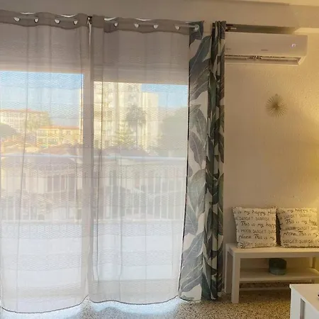 Apartment Apartamento De Playa En Paseo Maritimo *