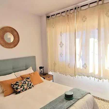 Apartamento De Playa En Paseo Maritimo *